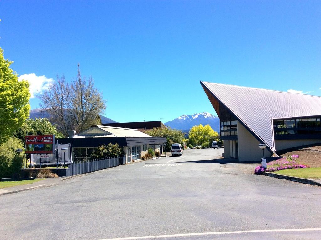 Fiordland Hotel Te Anau Eksteriør billede